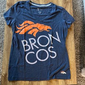 Denver Broncos t-shirt